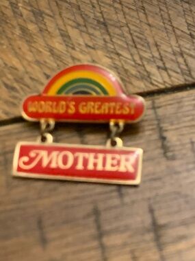 Unique World's Greatest Mother Rainbow Brooch - Red, Yellow, Green, Blue